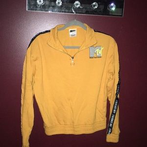 MTV sweatshirt